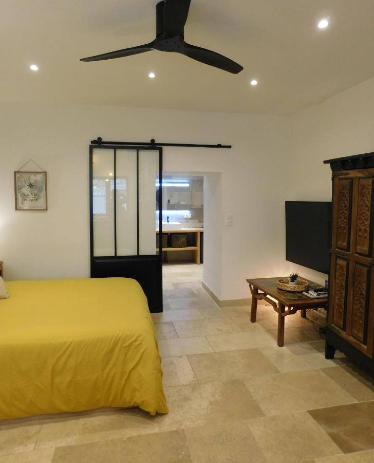 Studio Calme Hyper Centre Brive Екстер'єр фото